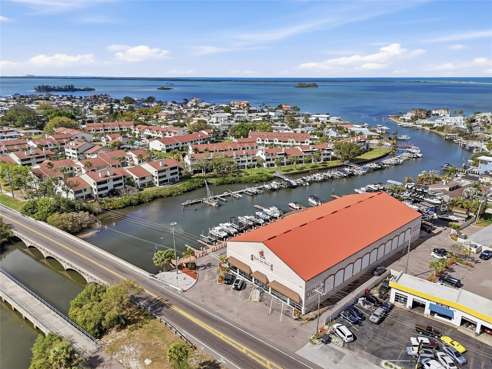 Image 40 of 48 For 545 Walden Court