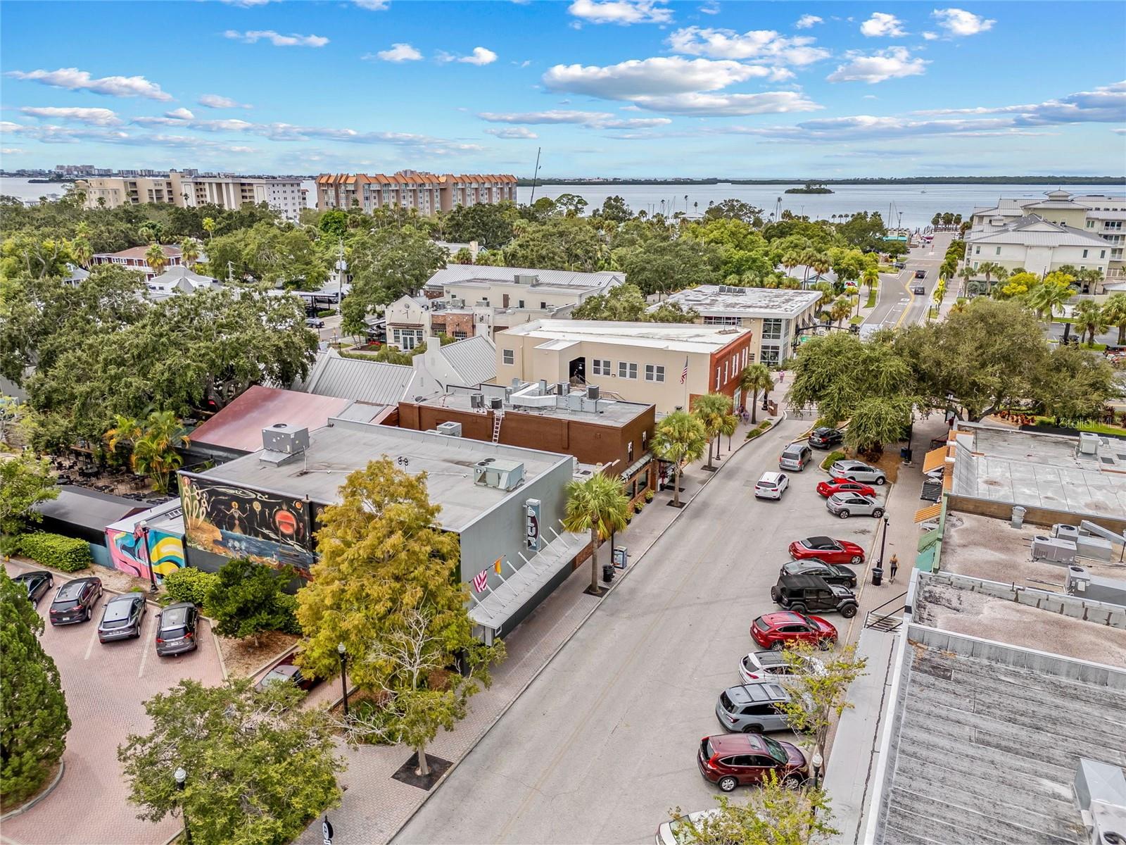 Image 44 of 48 For 545 Walden Court