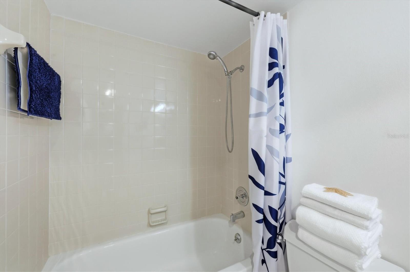 Image 26 of 74 For 4260 Placida Road 24b