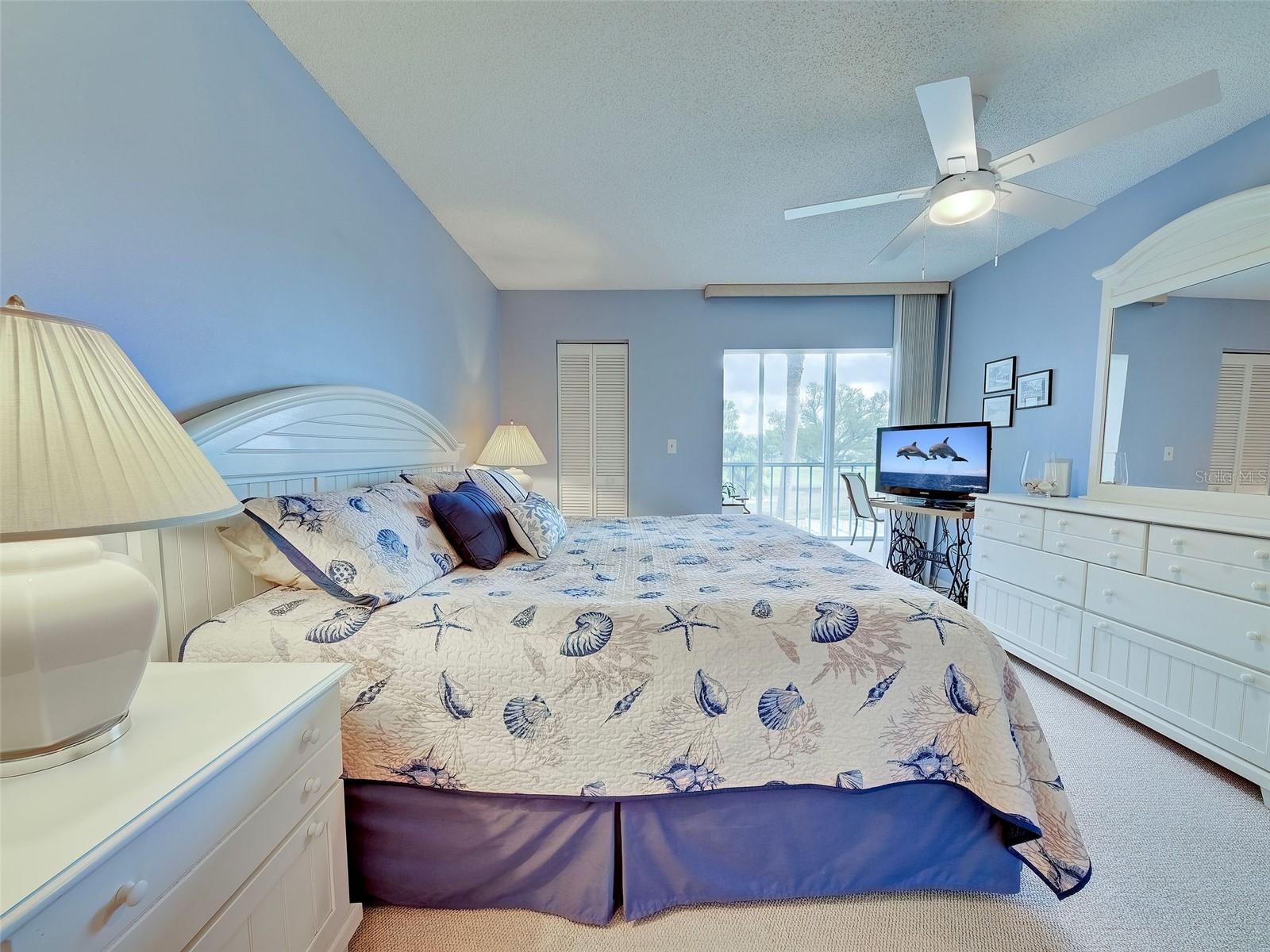 Image 29 of 58 For 408 Cerromar Circle S 233