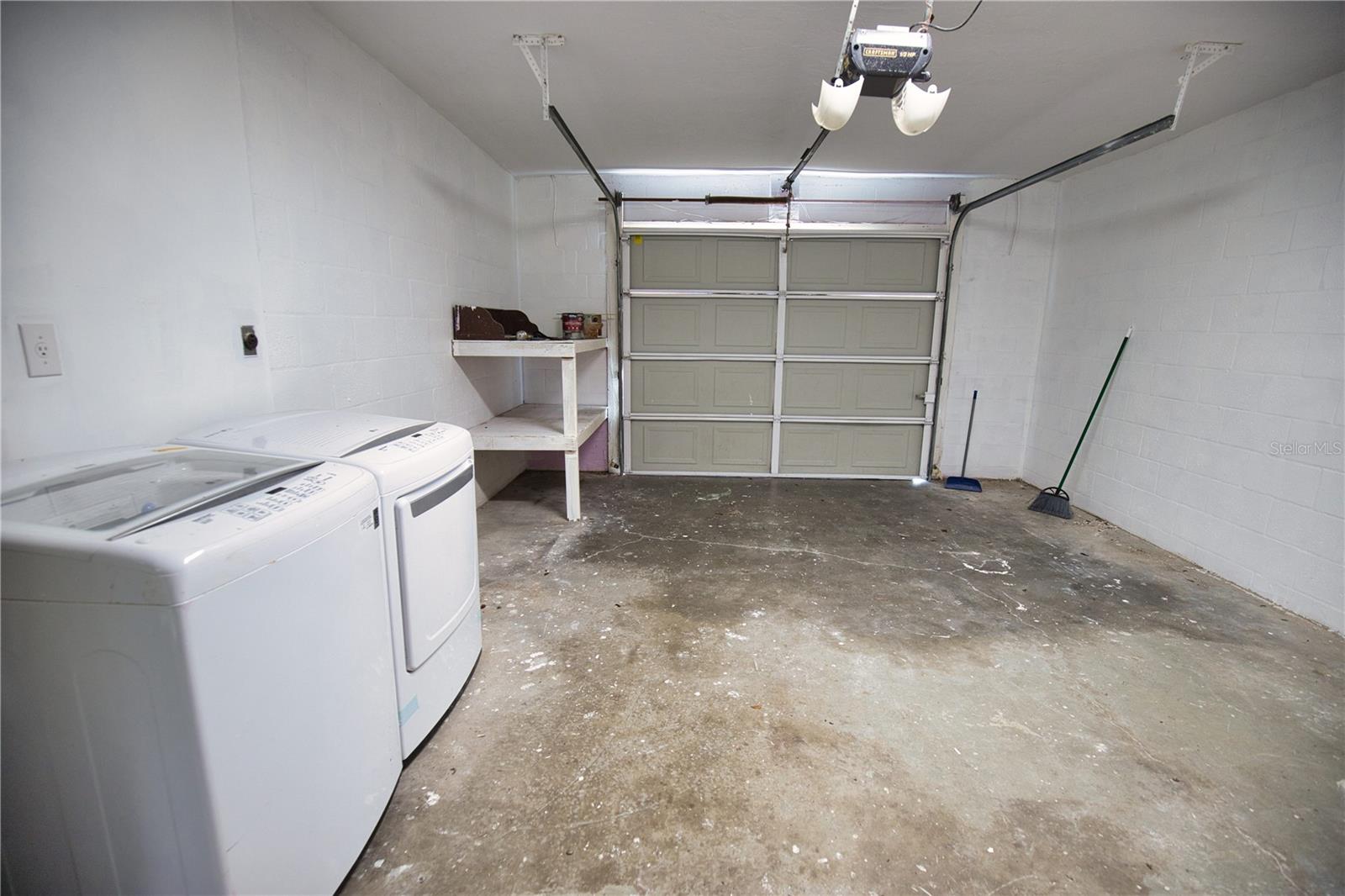 Listing photo id 21 for 3392 Orange Road