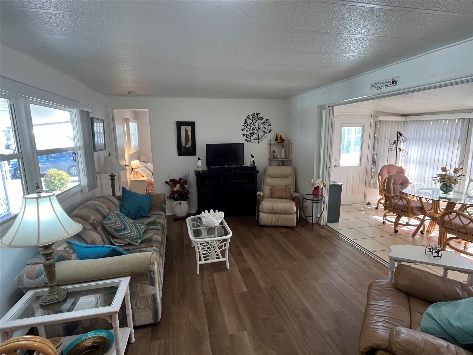 Image 10 of 31 For 113 Roma Road