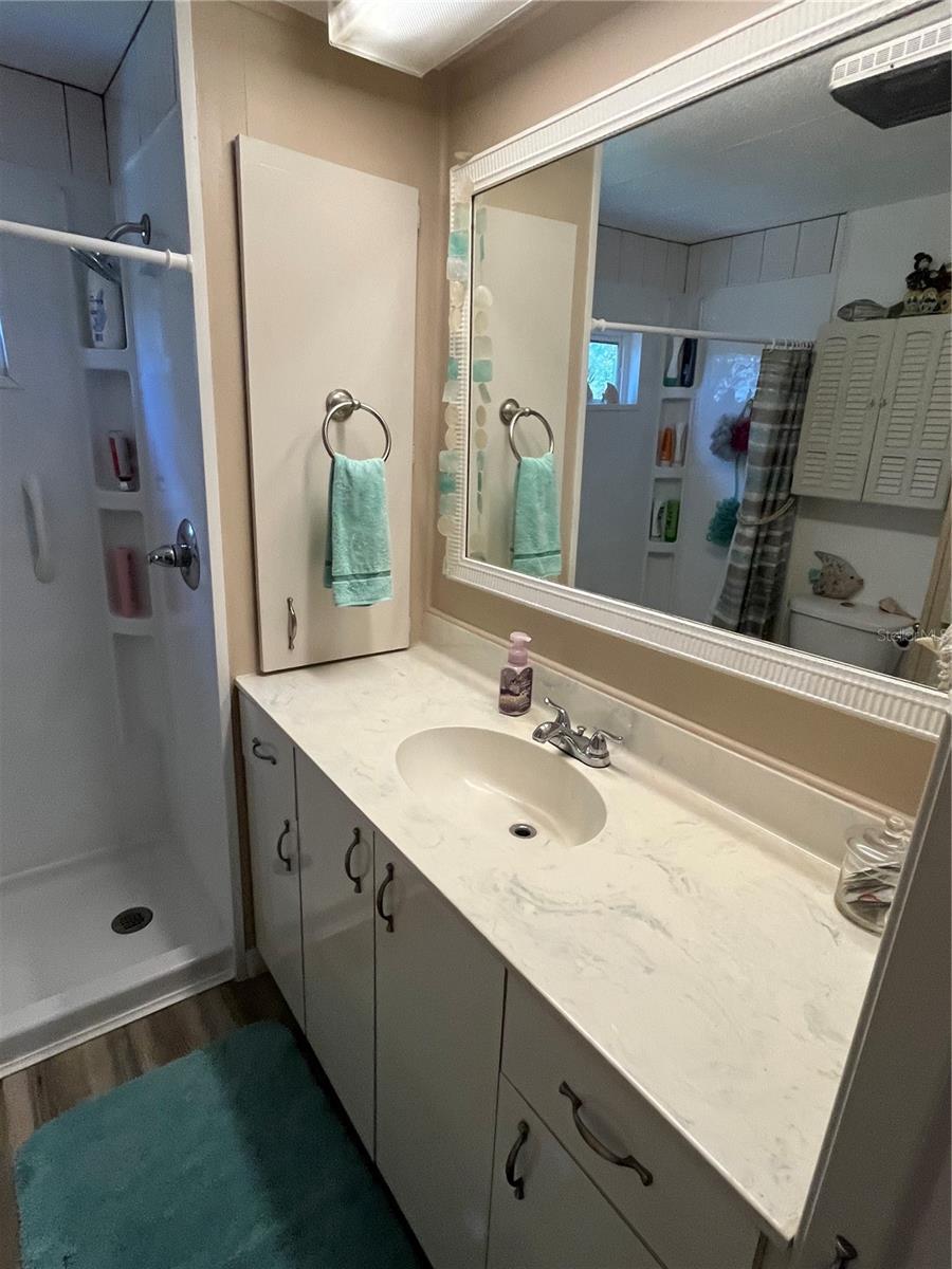 Image 21 of 31 For 113 Roma Road