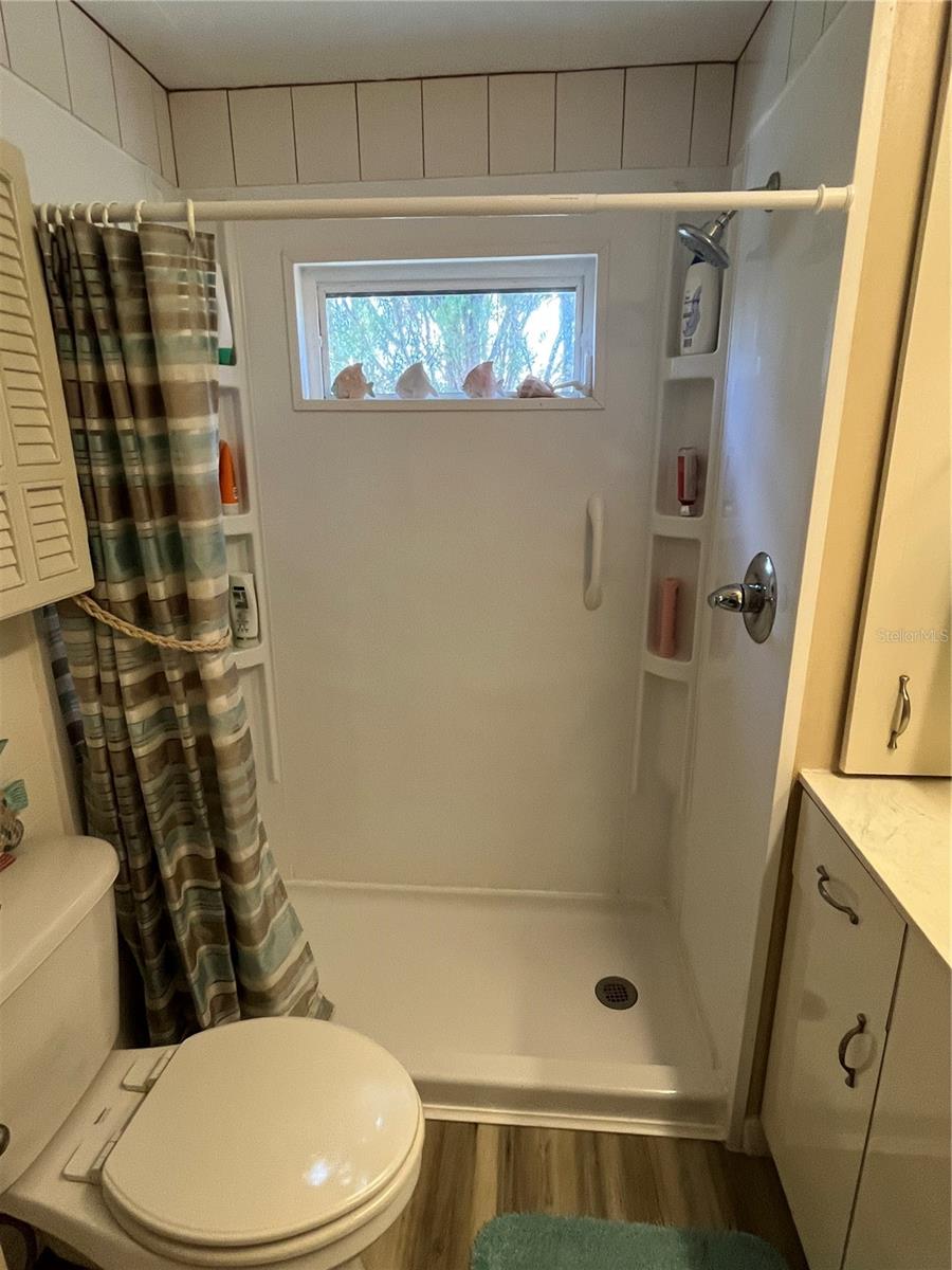 Image 22 of 31 For 113 Roma Road