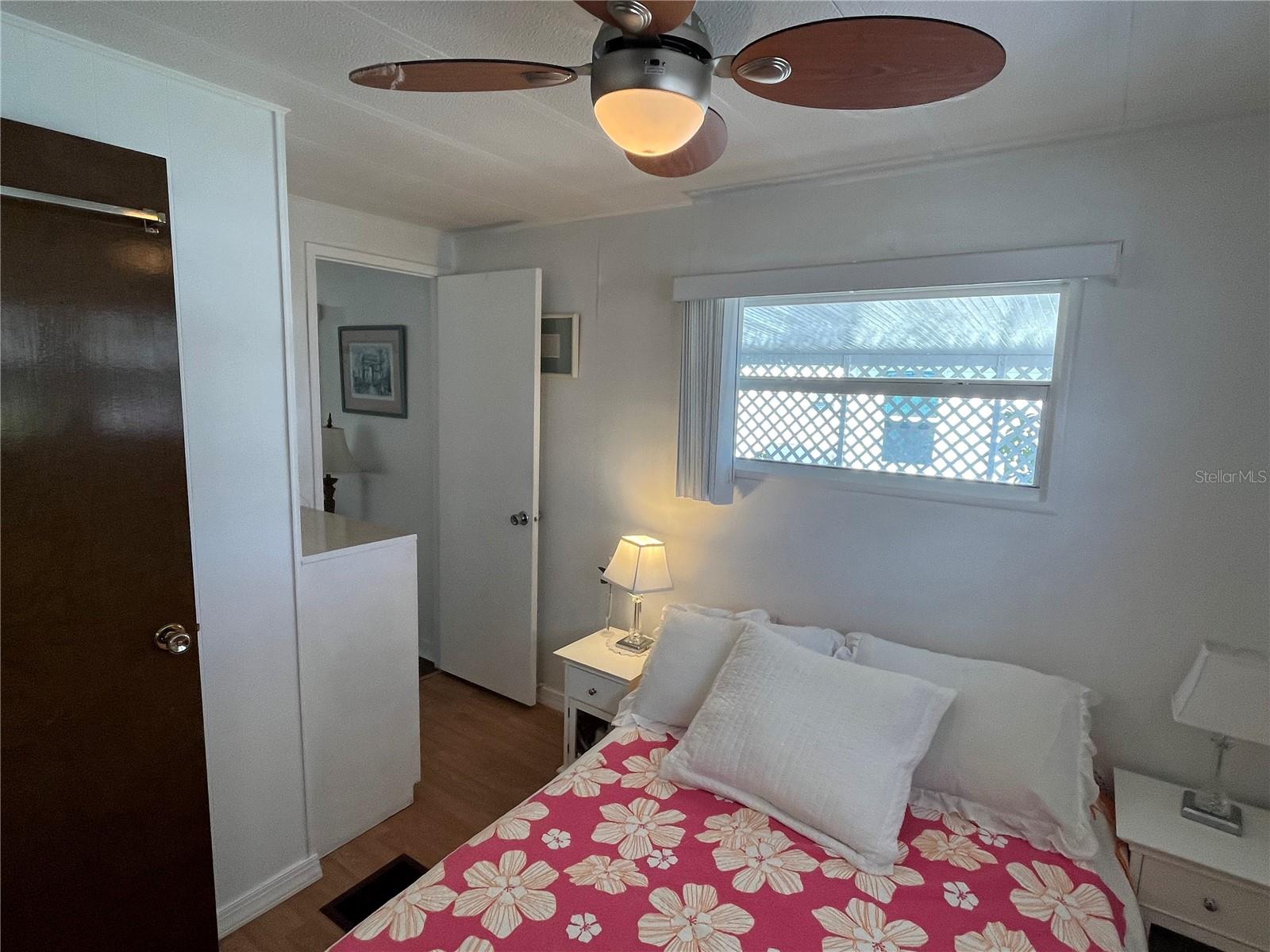 Image 24 of 31 For 113 Roma Road