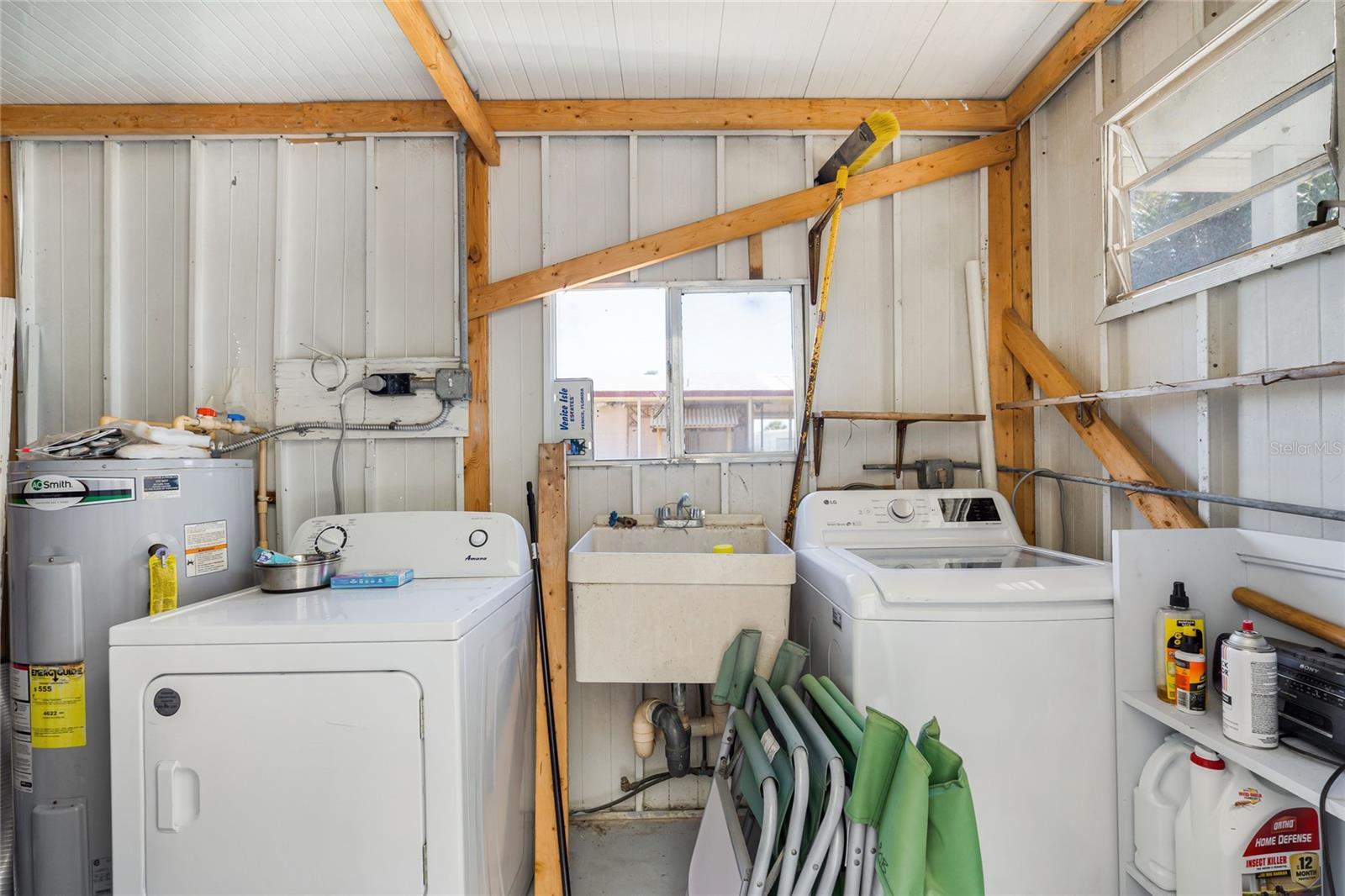 Image 17 of 23 For 210 Roma Road