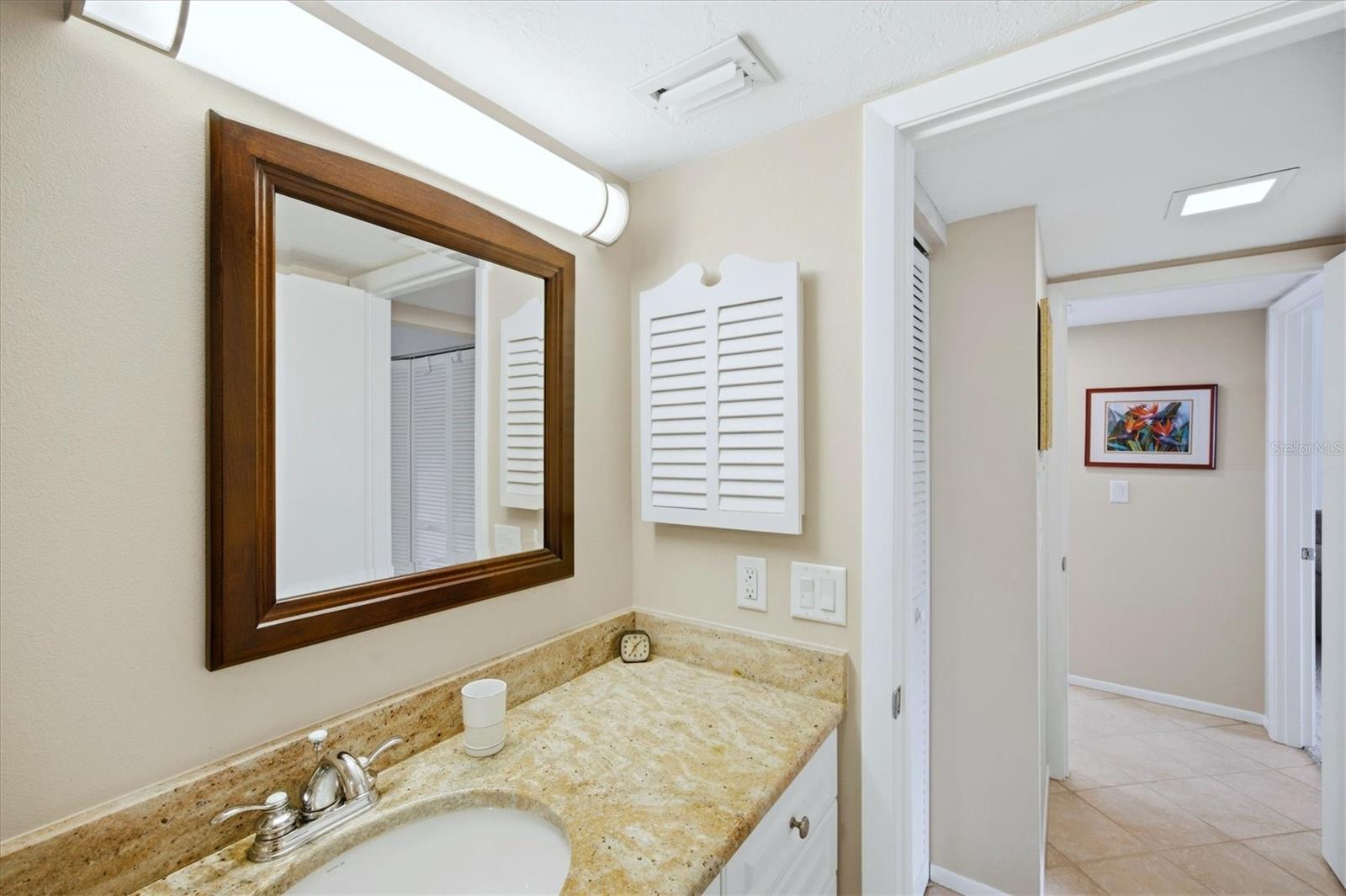 Image 28 of 58 For 500 Park Boulevard S 127