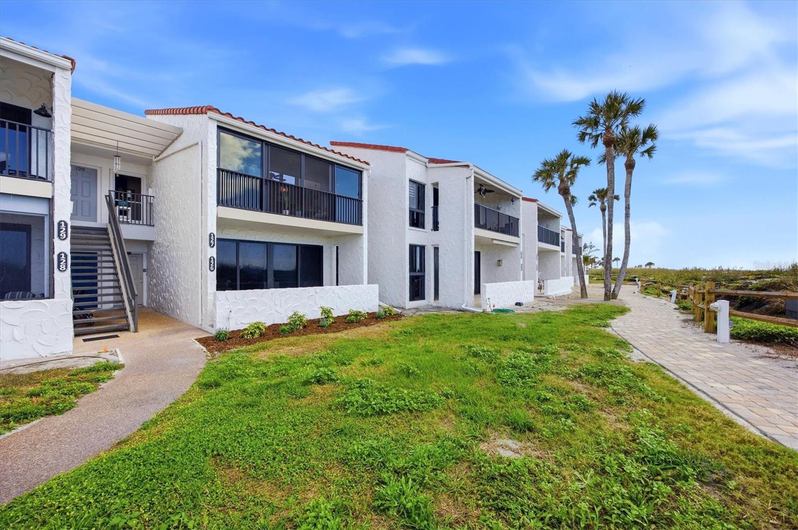 Image 6 of 58 For 500 Park Boulevard S 127