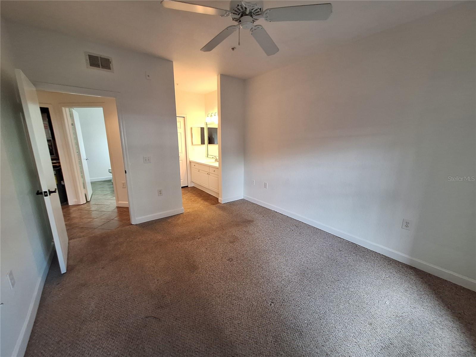 Image 10 of 27 For 5140 Northridge Road 102