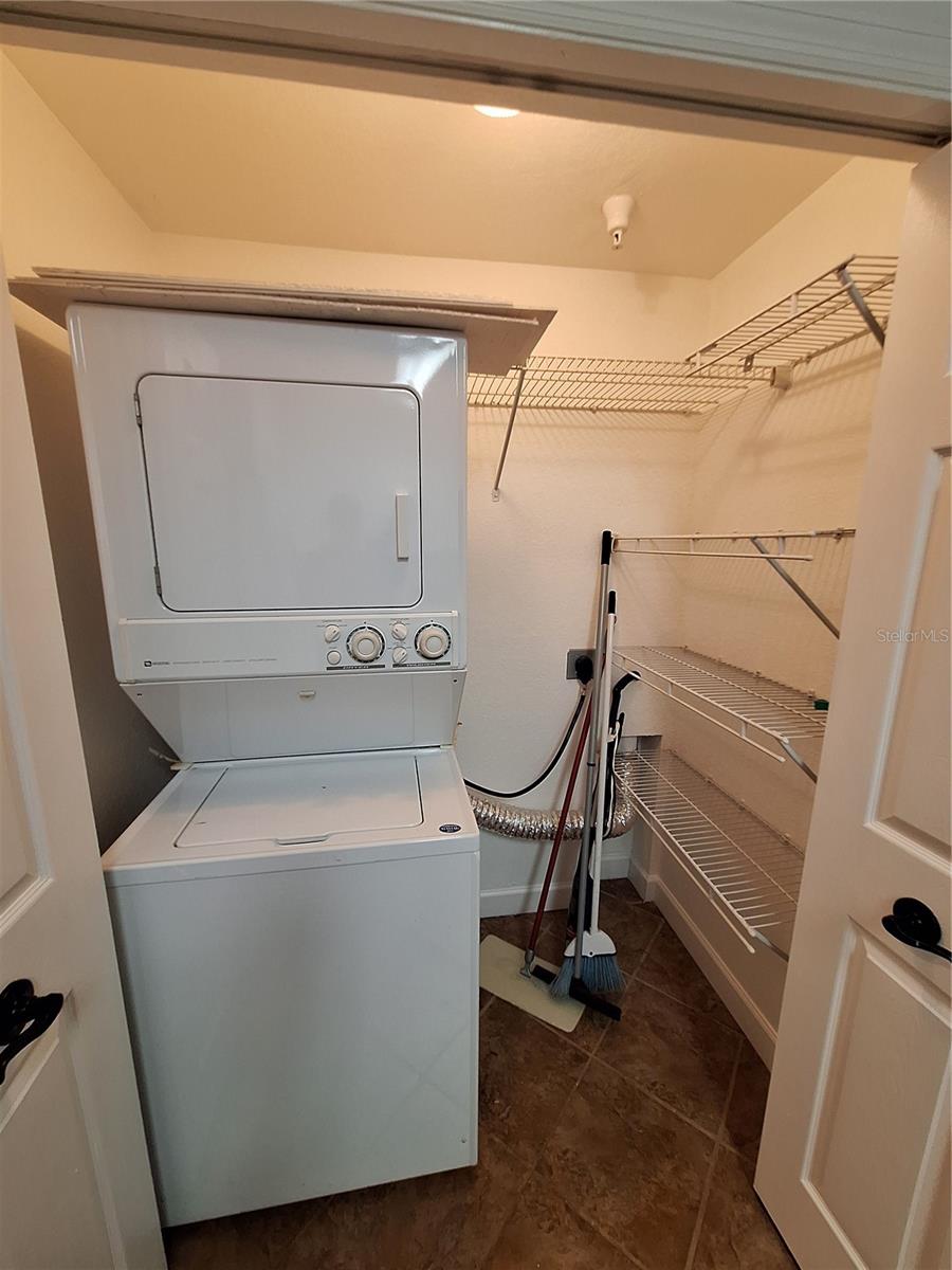 Image 18 of 27 For 5140 Northridge Road 102