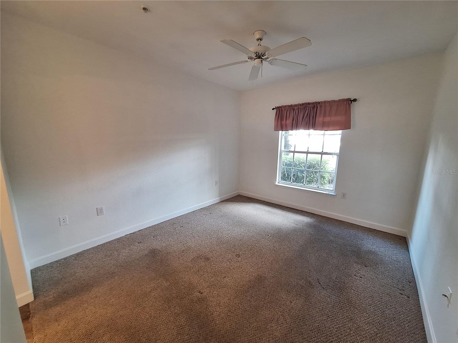 Image 9 of 27 For 5140 Northridge Road 102