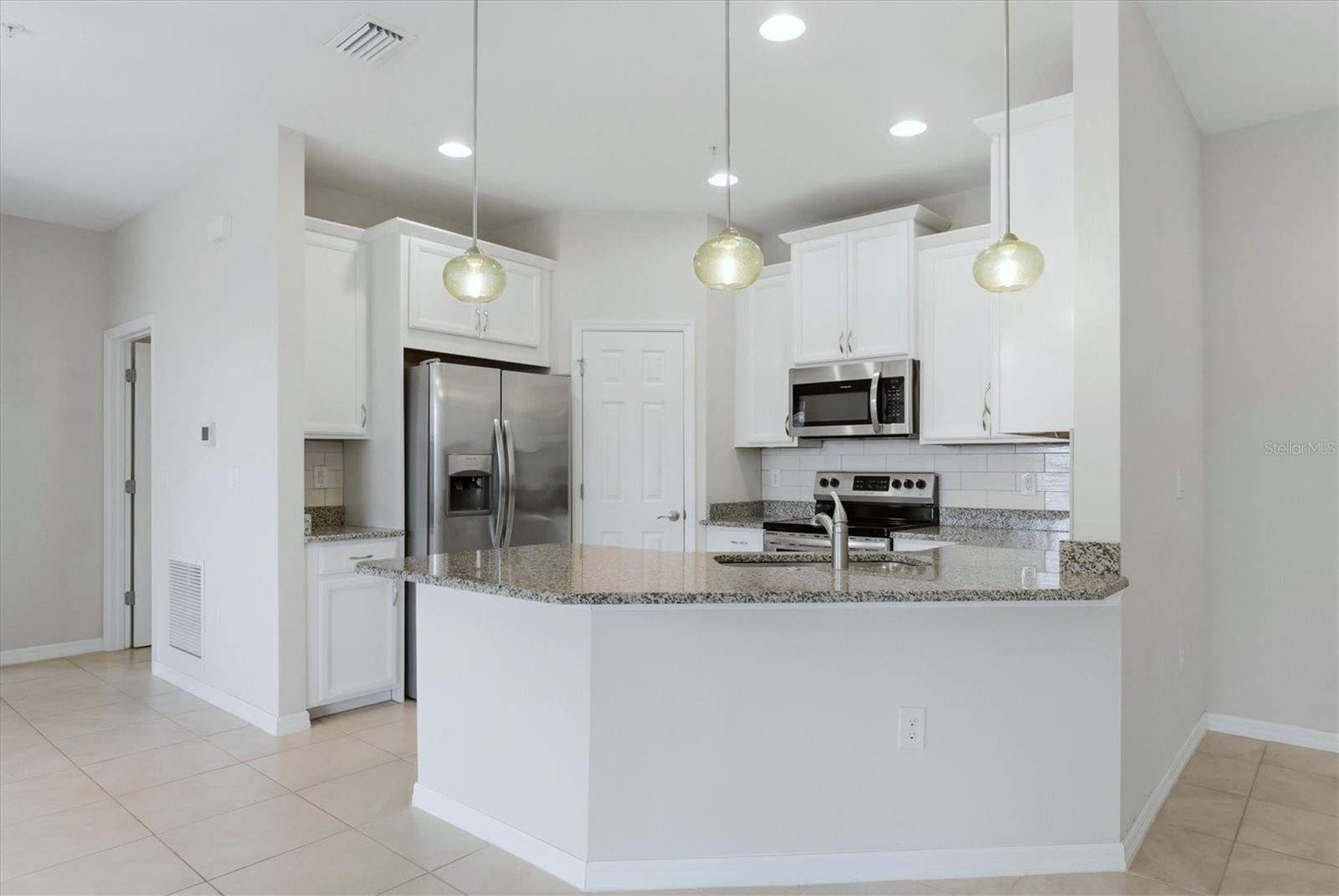 Image 20 of 68 For 4304 Expedition Way Way 105