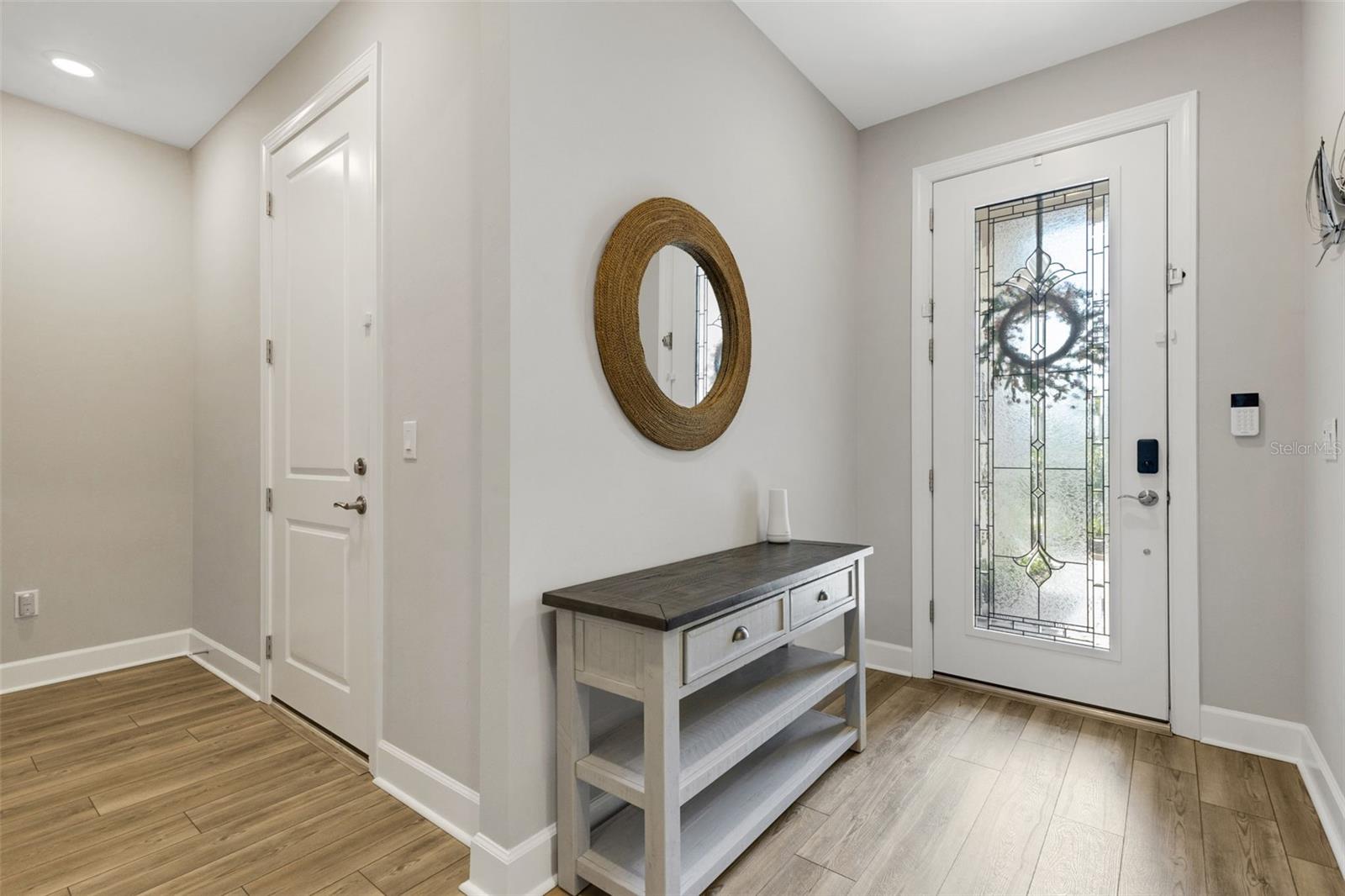 Image 20 of 77 For 10088 Coral Shore Drive