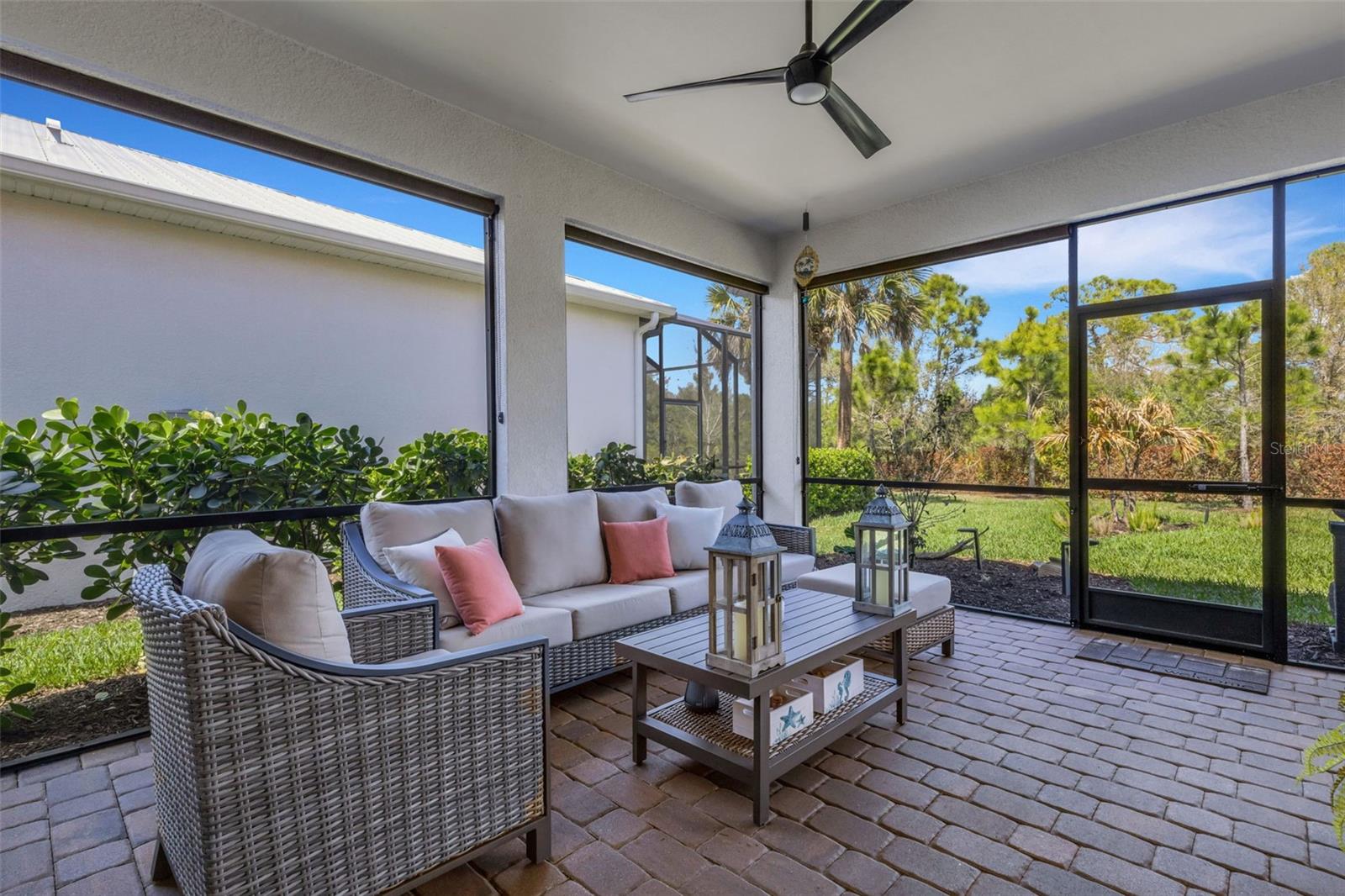 Image 22 of 77 For 10088 Coral Shore Drive