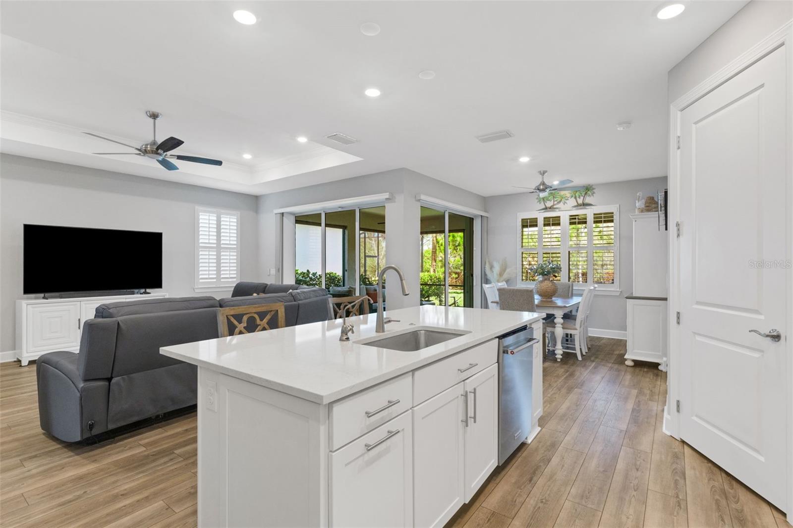 Image 8 of 77 For 10088 Coral Shore Drive