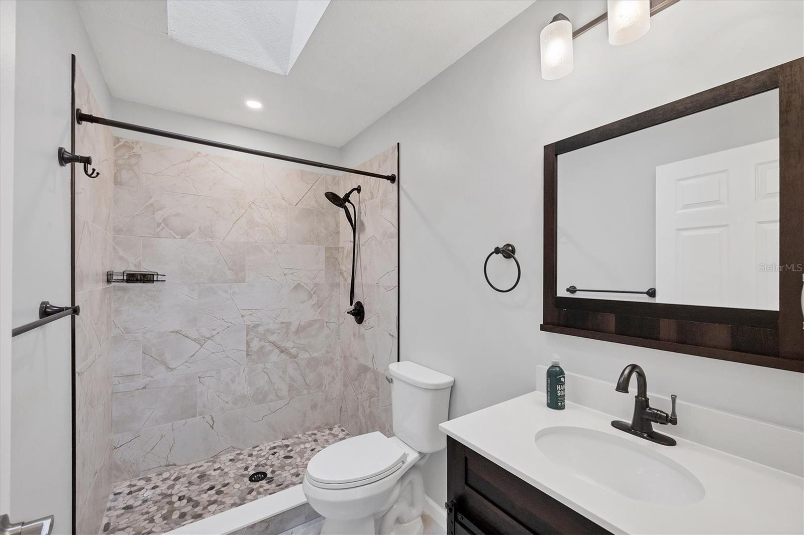 Image 25 of 48 For 1550 Biscayne Drive