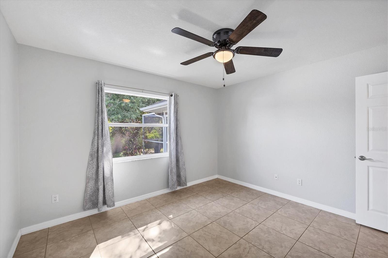 Image 27 of 48 For 1550 Biscayne Drive