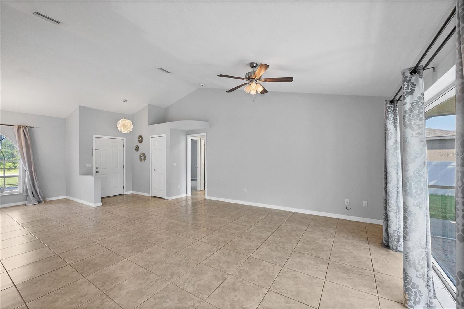 Image 9 of 48 For 1550 Biscayne Drive