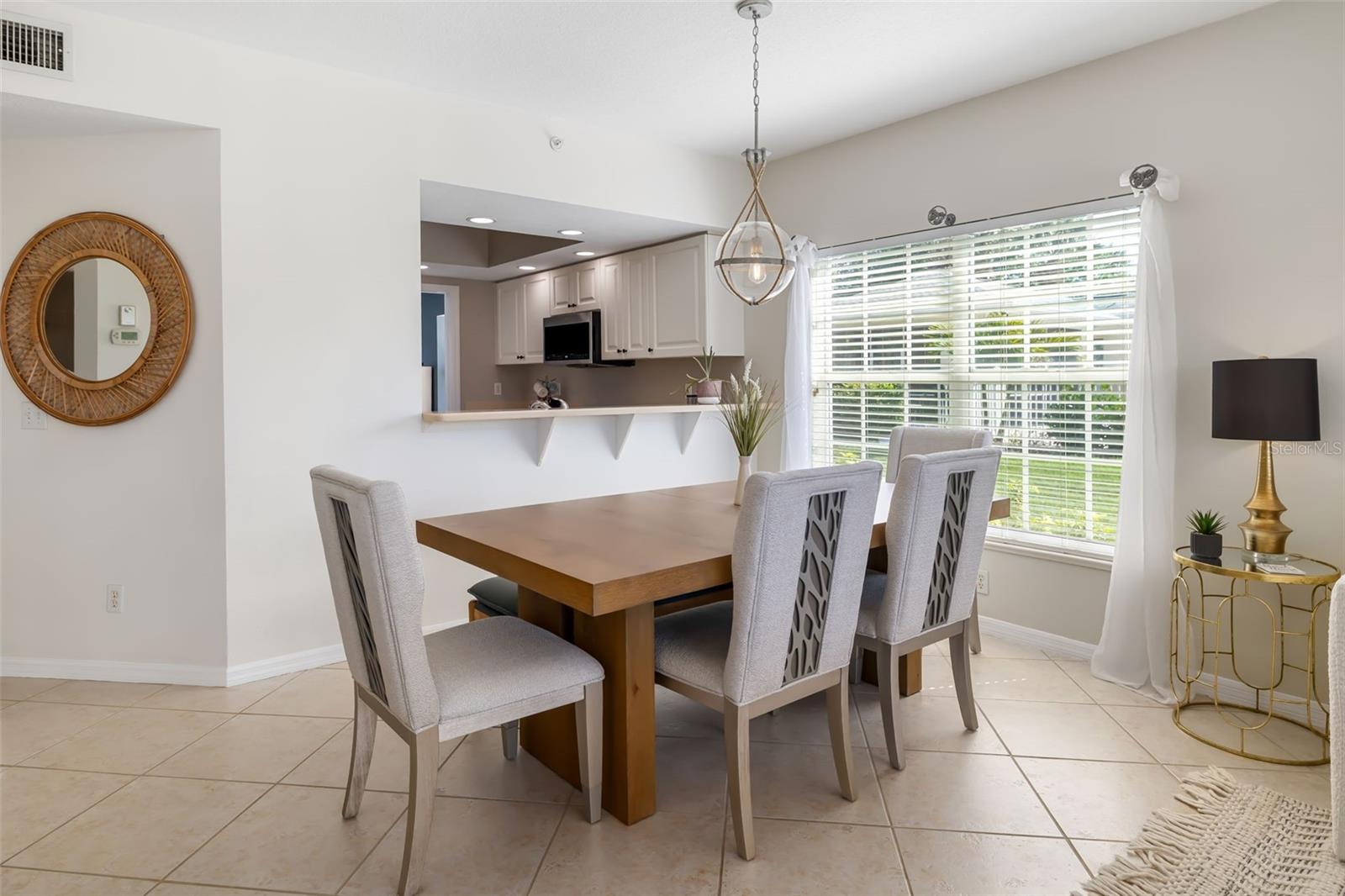 Image 12 of 48 For 410 Laurel Lake Drive 101