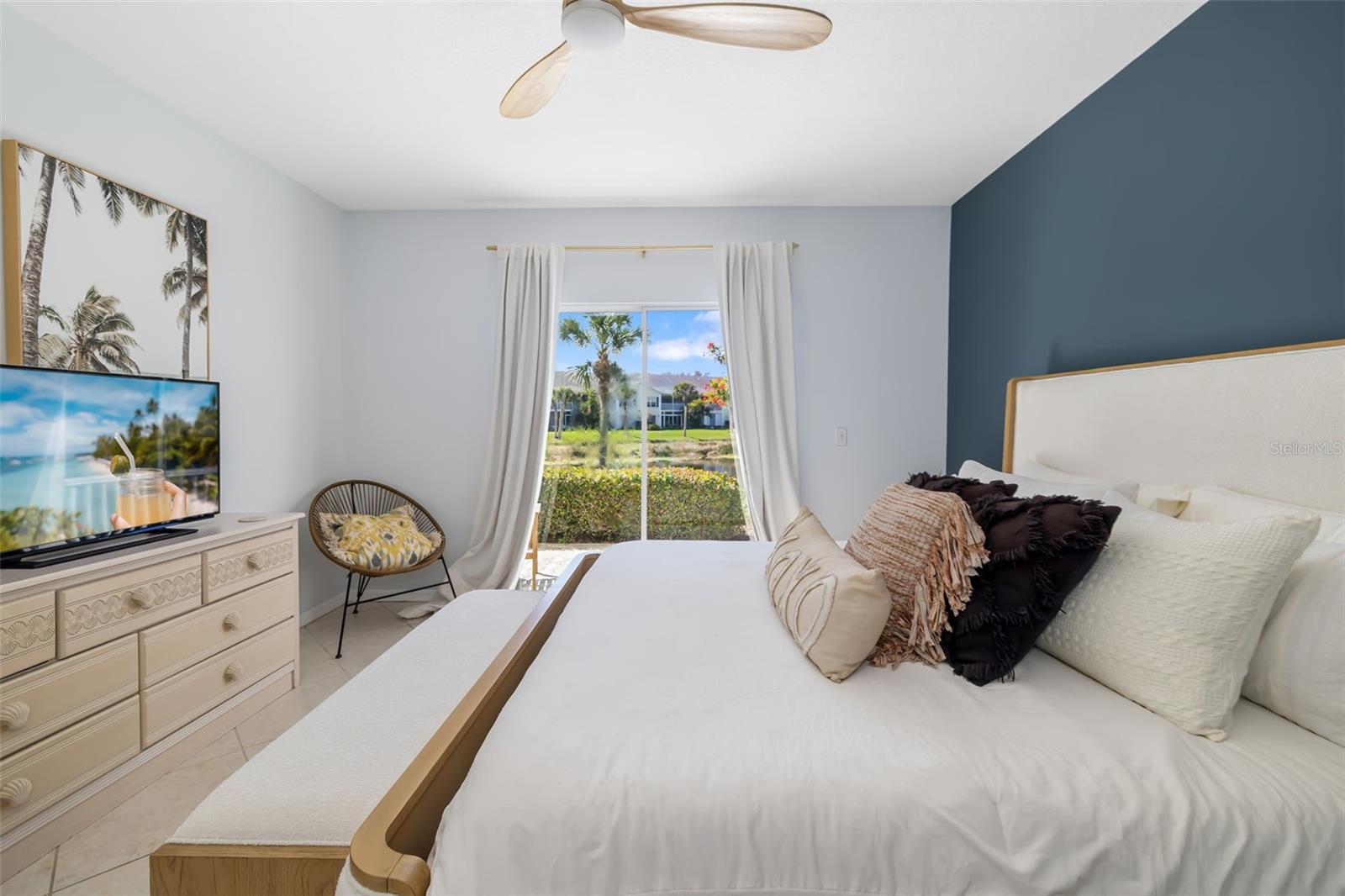 Image 21 of 48 For 410 Laurel Lake Drive 101