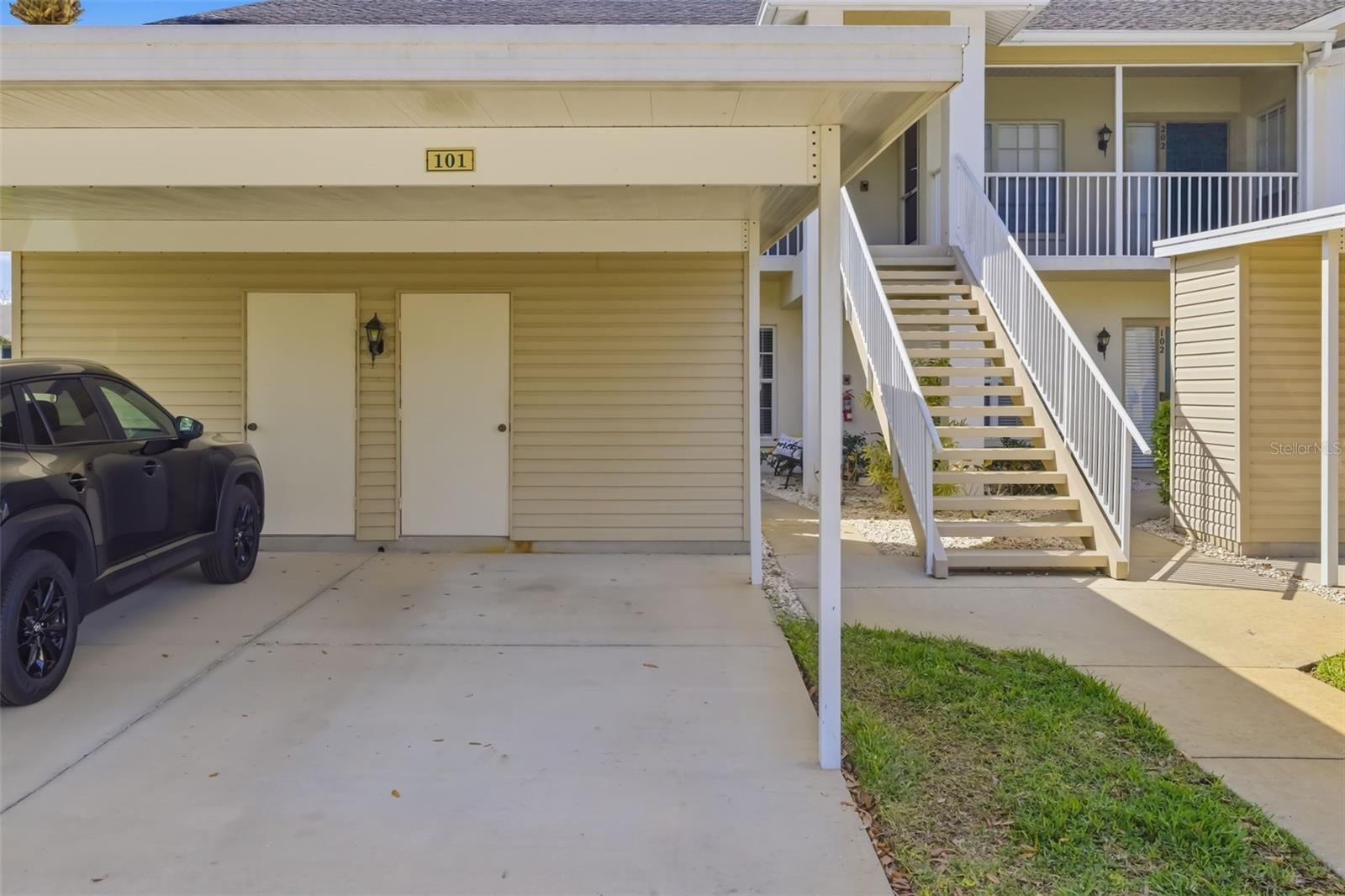 Image 35 of 48 For 410 Laurel Lake Drive 101