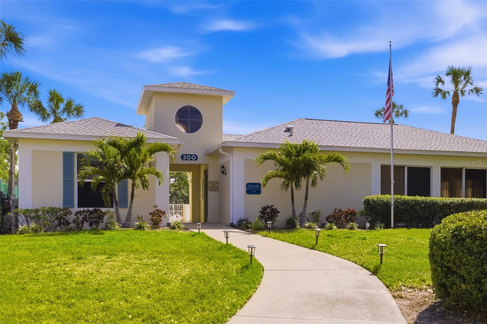 Image 38 of 48 For 410 Laurel Lake Drive 101