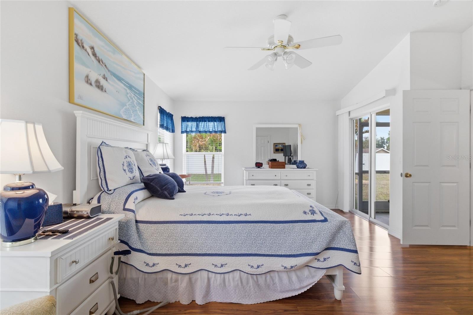 Image 11 of 39 For 4253 Tennyson Way