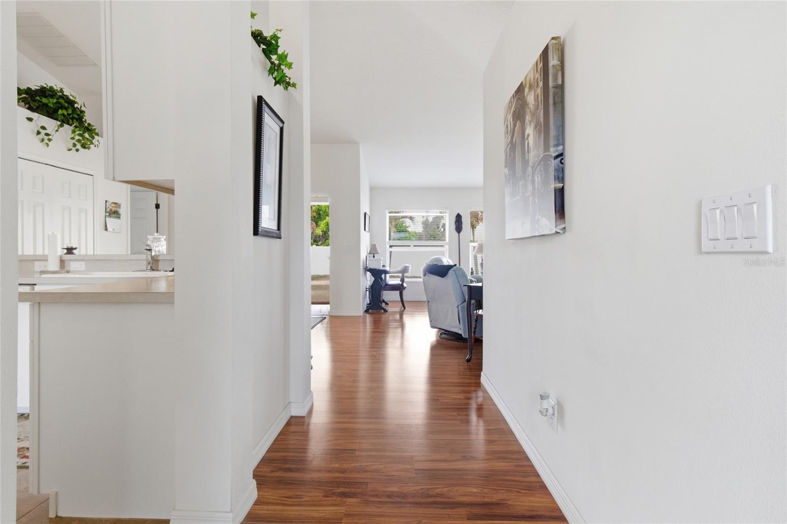 Image 29 of 39 For 4253 Tennyson Way