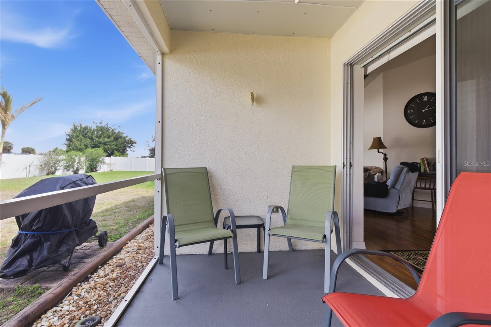 Image 4 of 39 For 4253 Tennyson Way