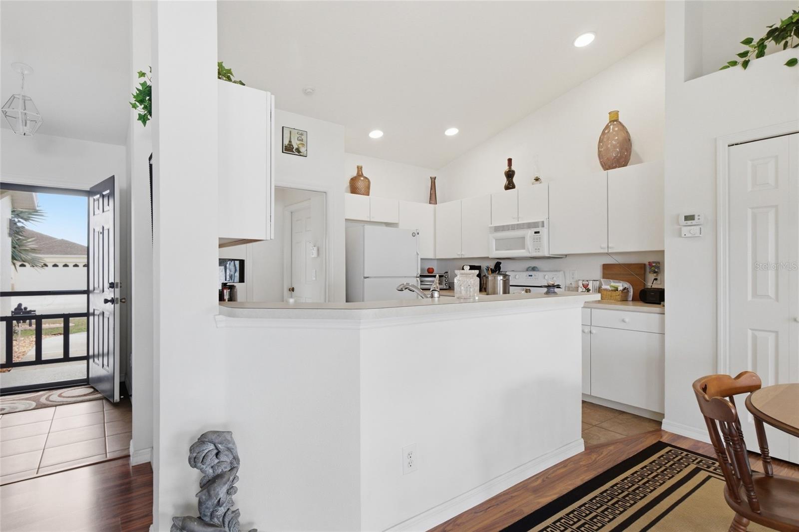 Image 6 of 39 For 4253 Tennyson Way