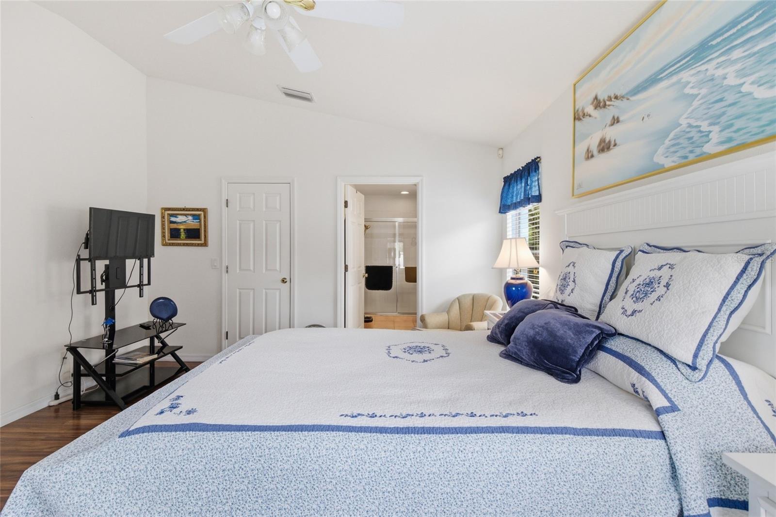 Image 9 of 39 For 4253 Tennyson Way