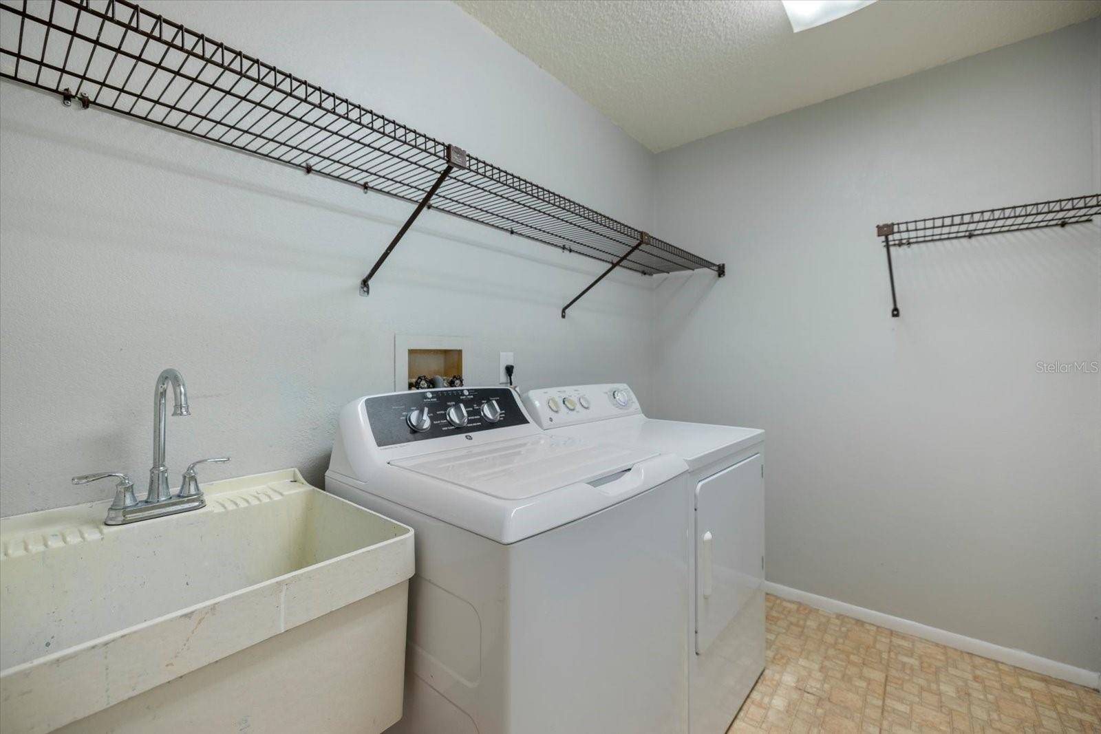 Image 45 of 46 For 3958 Easton Terrace