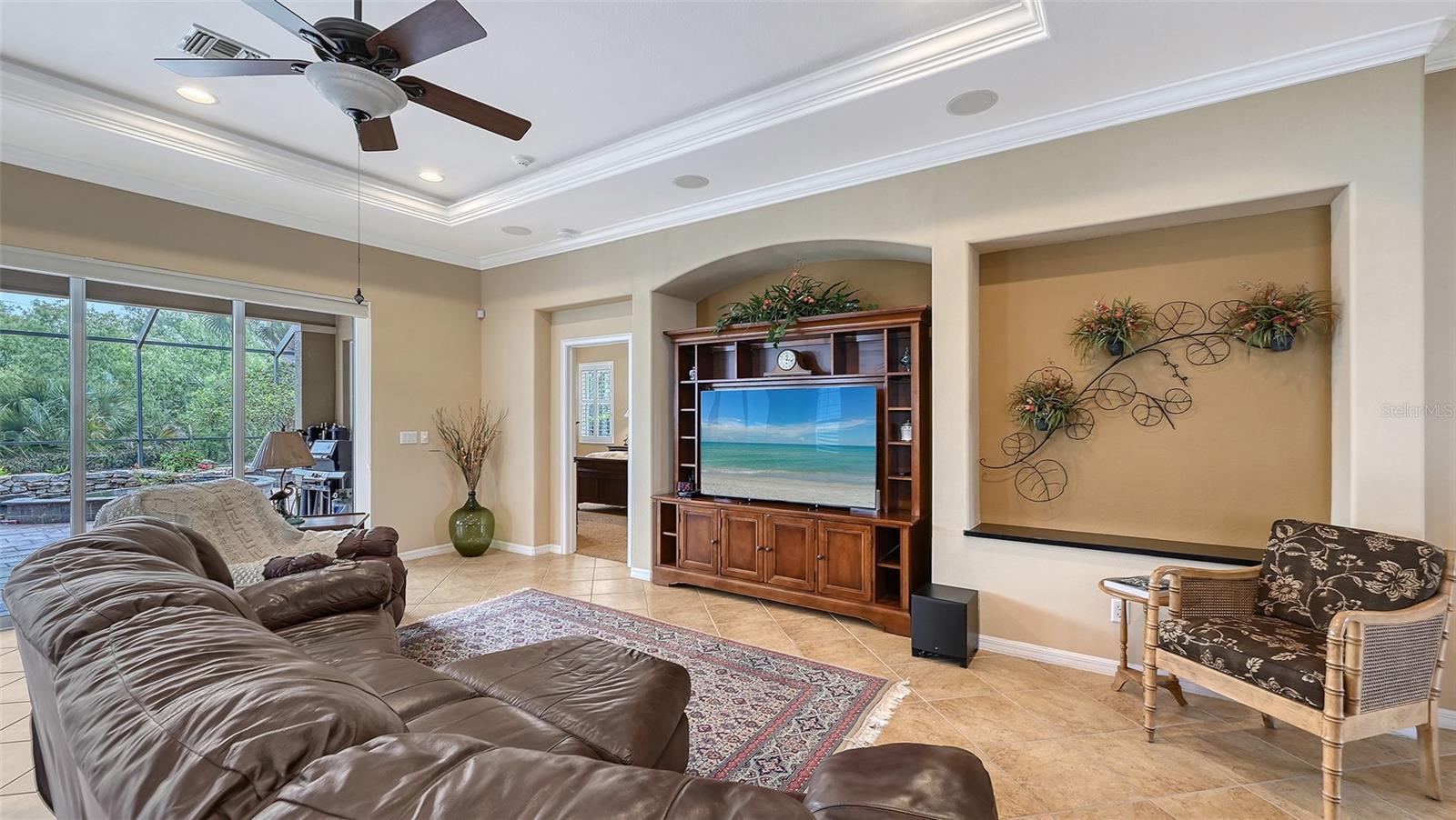 Image 5 of 91 For 194 Cipriani Way