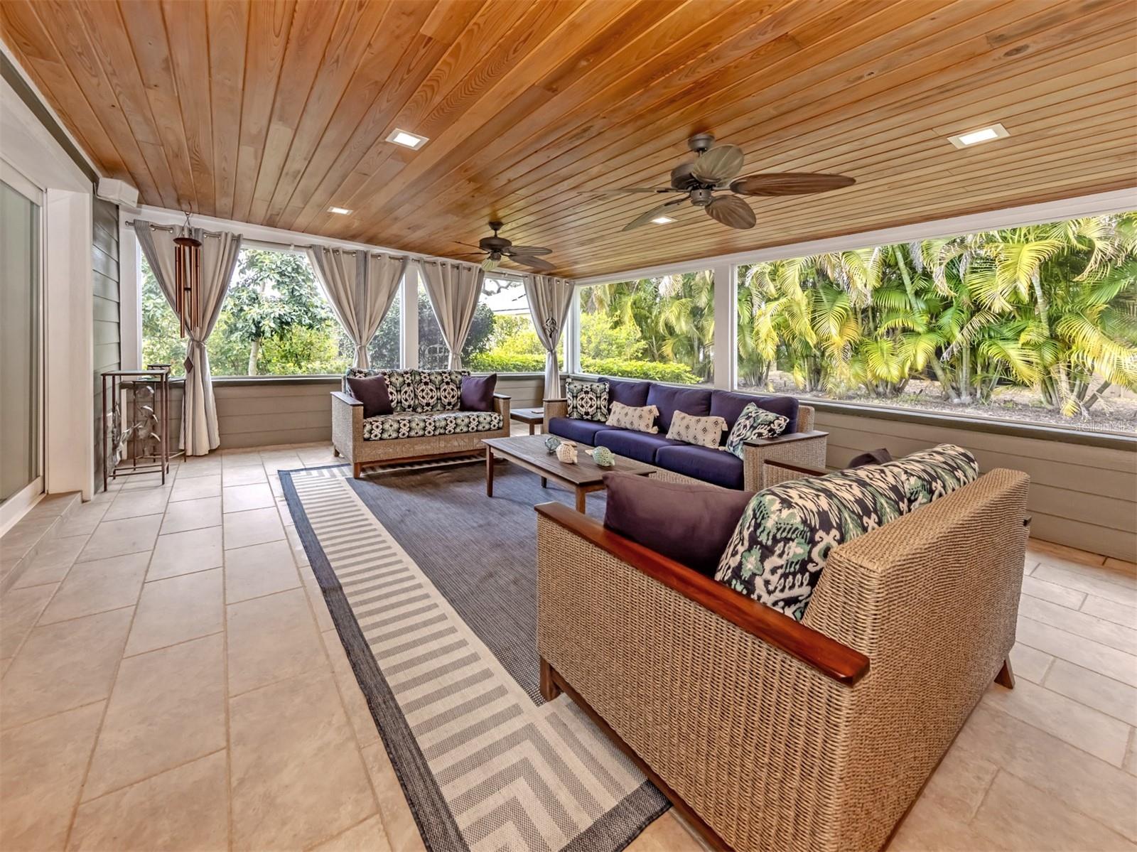 Image 28 of 58 For 614 Ravenna Street