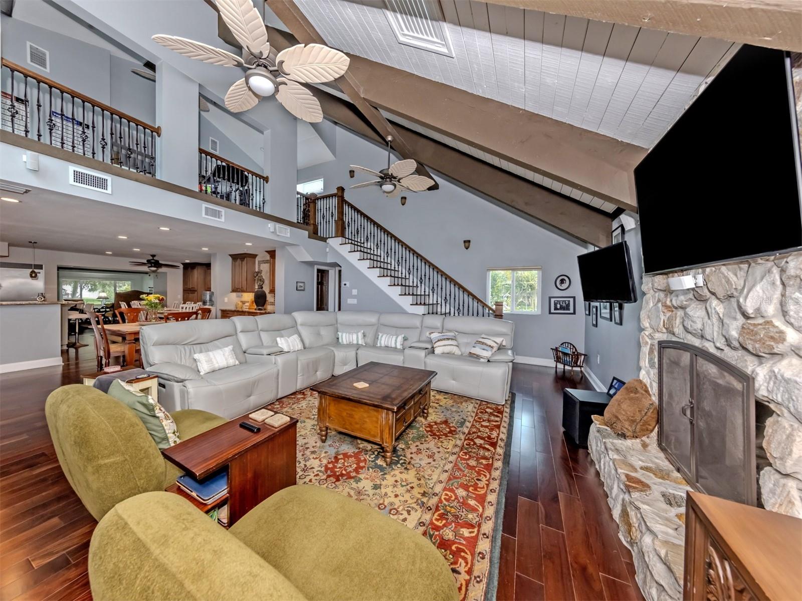 Image 8 of 58 For 614 Ravenna Street