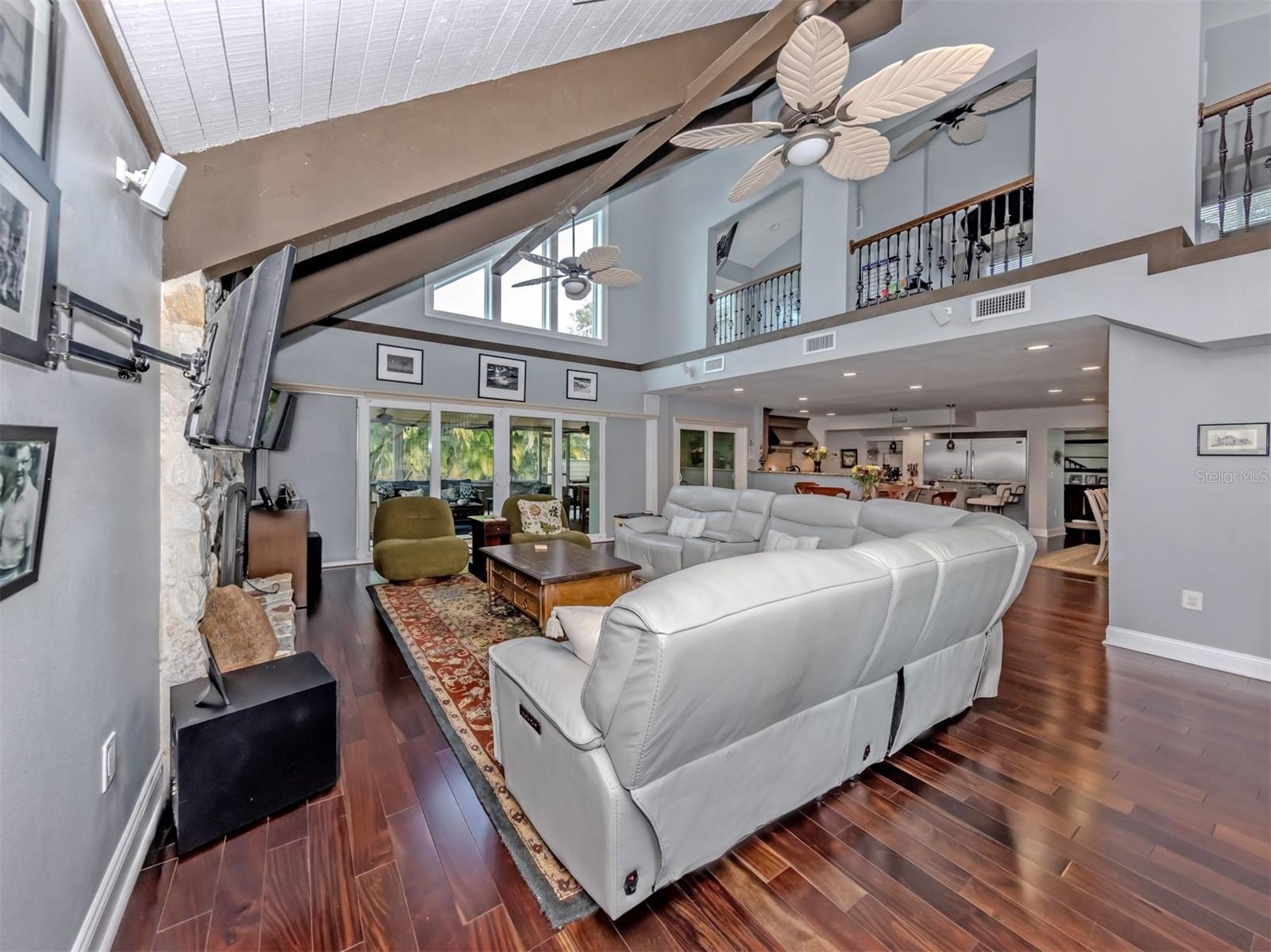 Image 9 of 58 For 614 Ravenna Street