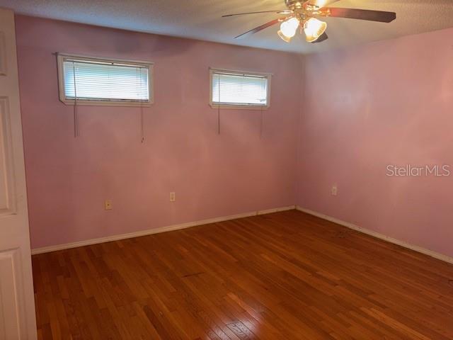 Image 13 of 54 For 2210 Woodmere Road