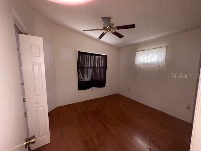 Image 19 of 54 For 2210 Woodmere Road