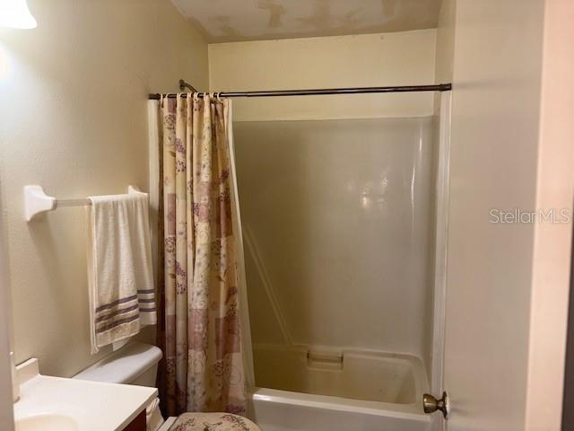 Image 21 of 54 For 2210 Woodmere Road