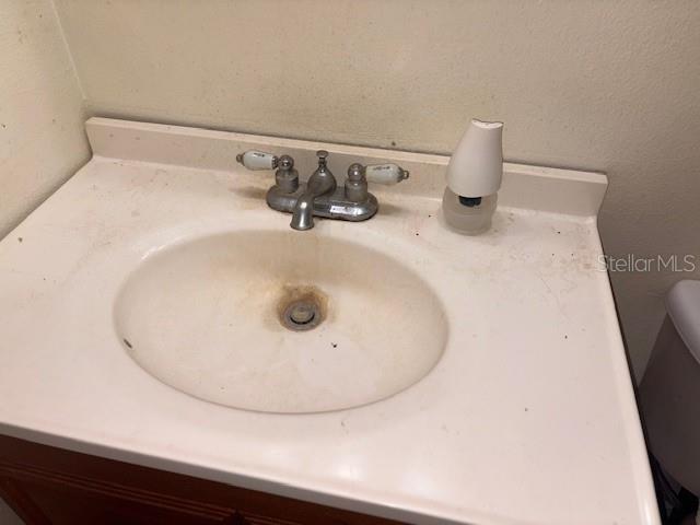 Image 23 of 54 For 2210 Woodmere Road