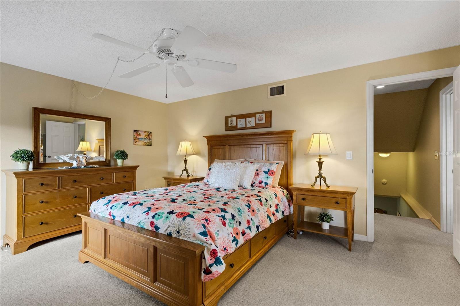 Image 31 of 84 For 744 Cadiz Road 7