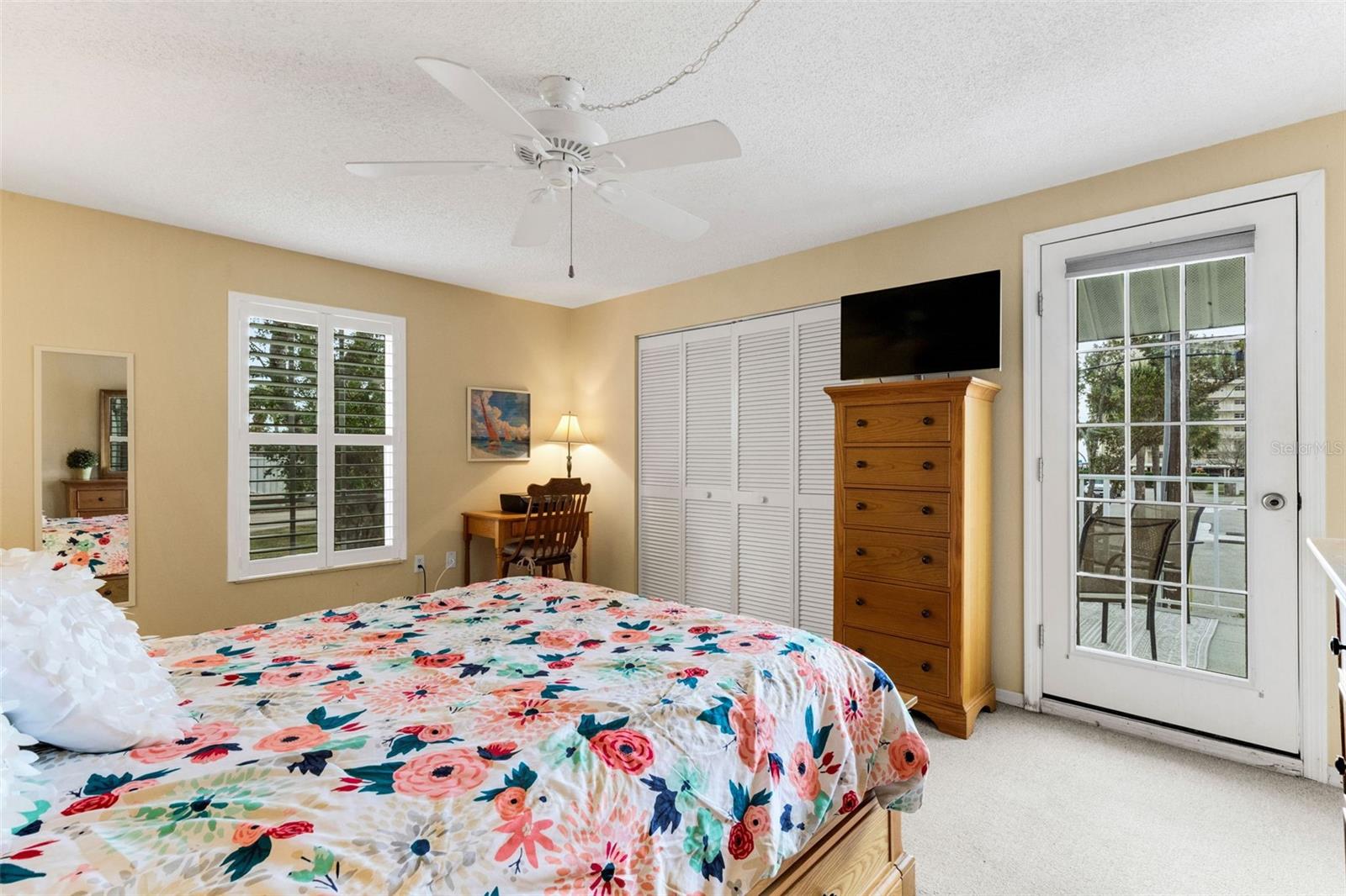 Image 34 of 84 For 744 Cadiz Road 7