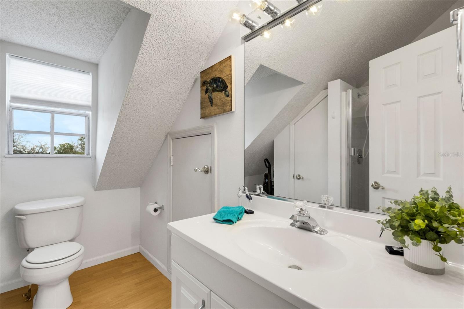 Image 43 of 84 For 744 Cadiz Road 7