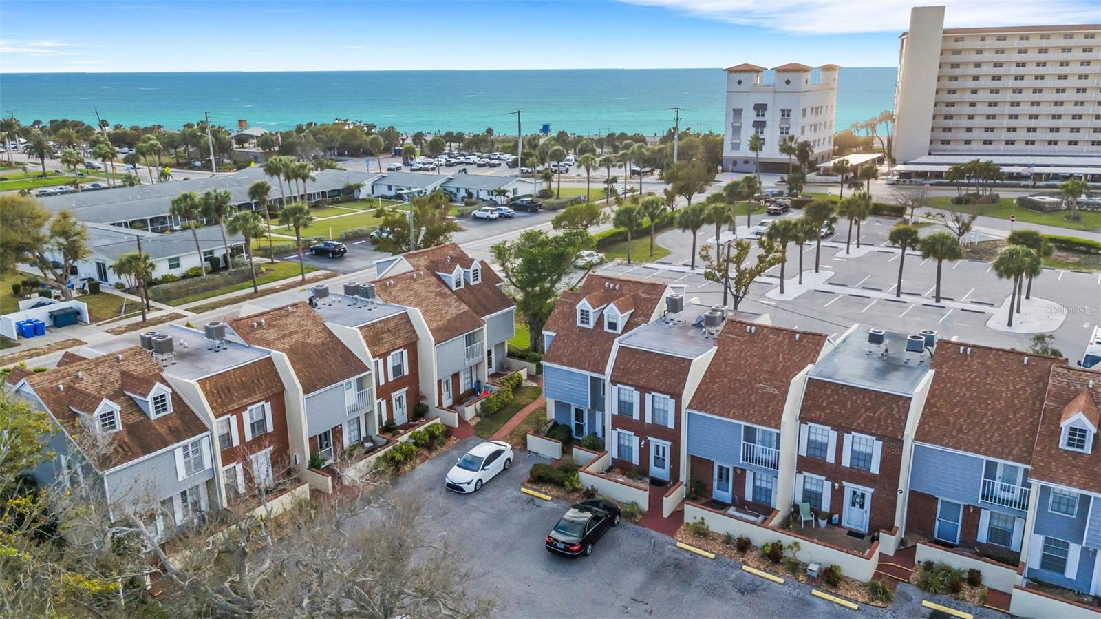 Image 54 of 84 For 744 Cadiz Road 7