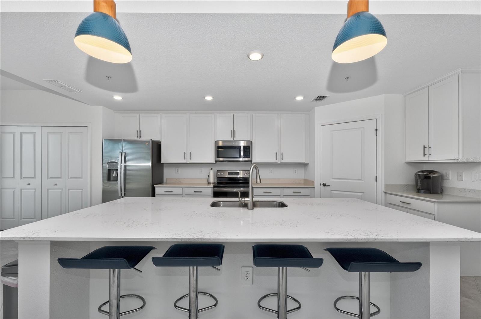 Image 13 of 85 For 12520 Galapagos Court 105