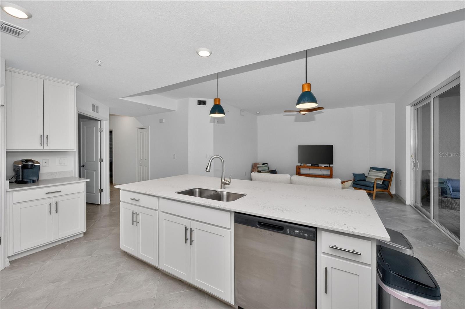 Image 17 of 85 For 12520 Galapagos Court 105