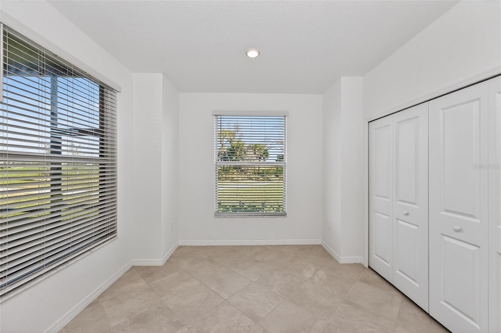 Image 21 of 85 For 12520 Galapagos Court 105