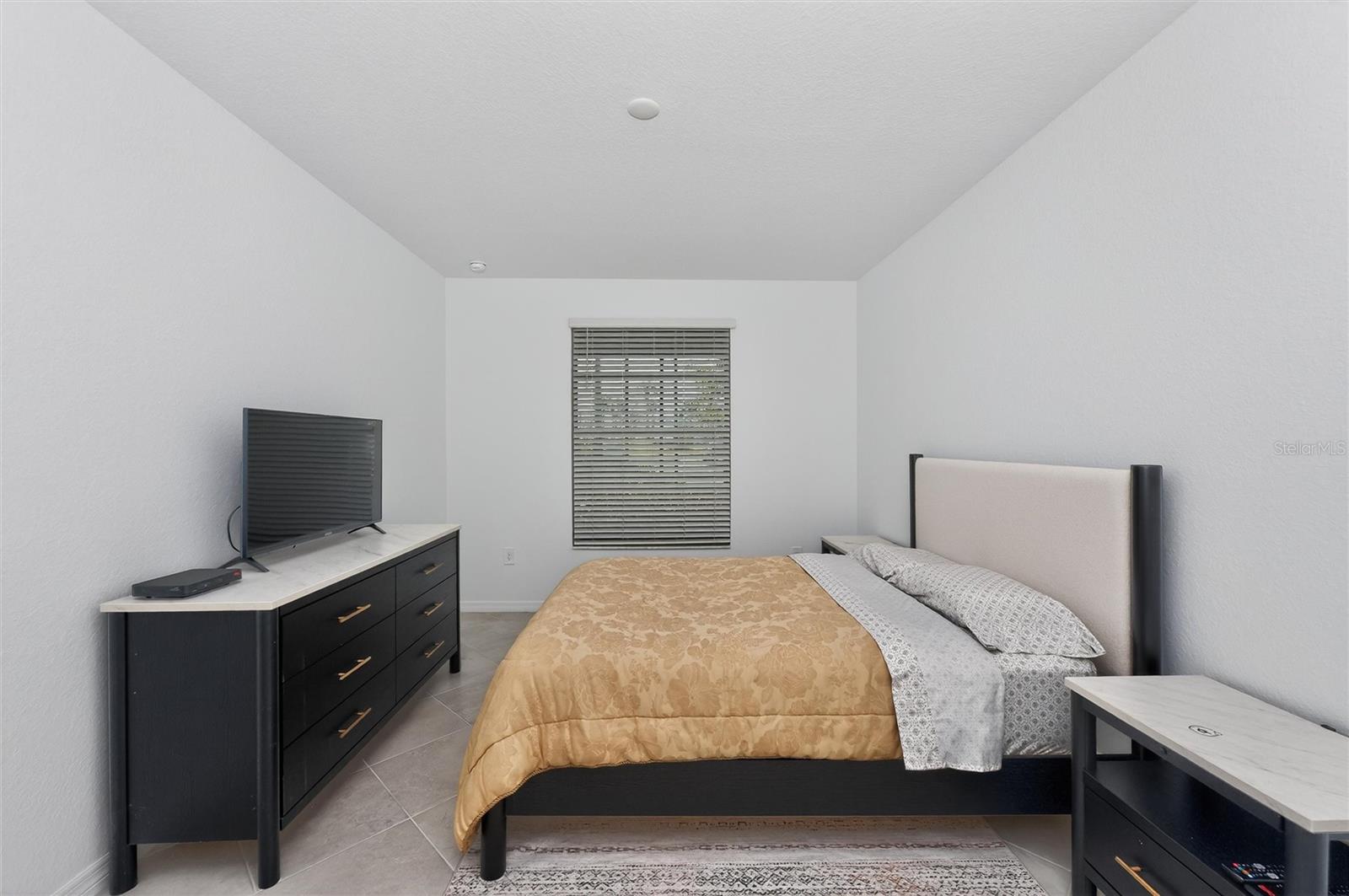 Image 24 of 85 For 12520 Galapagos Court 105