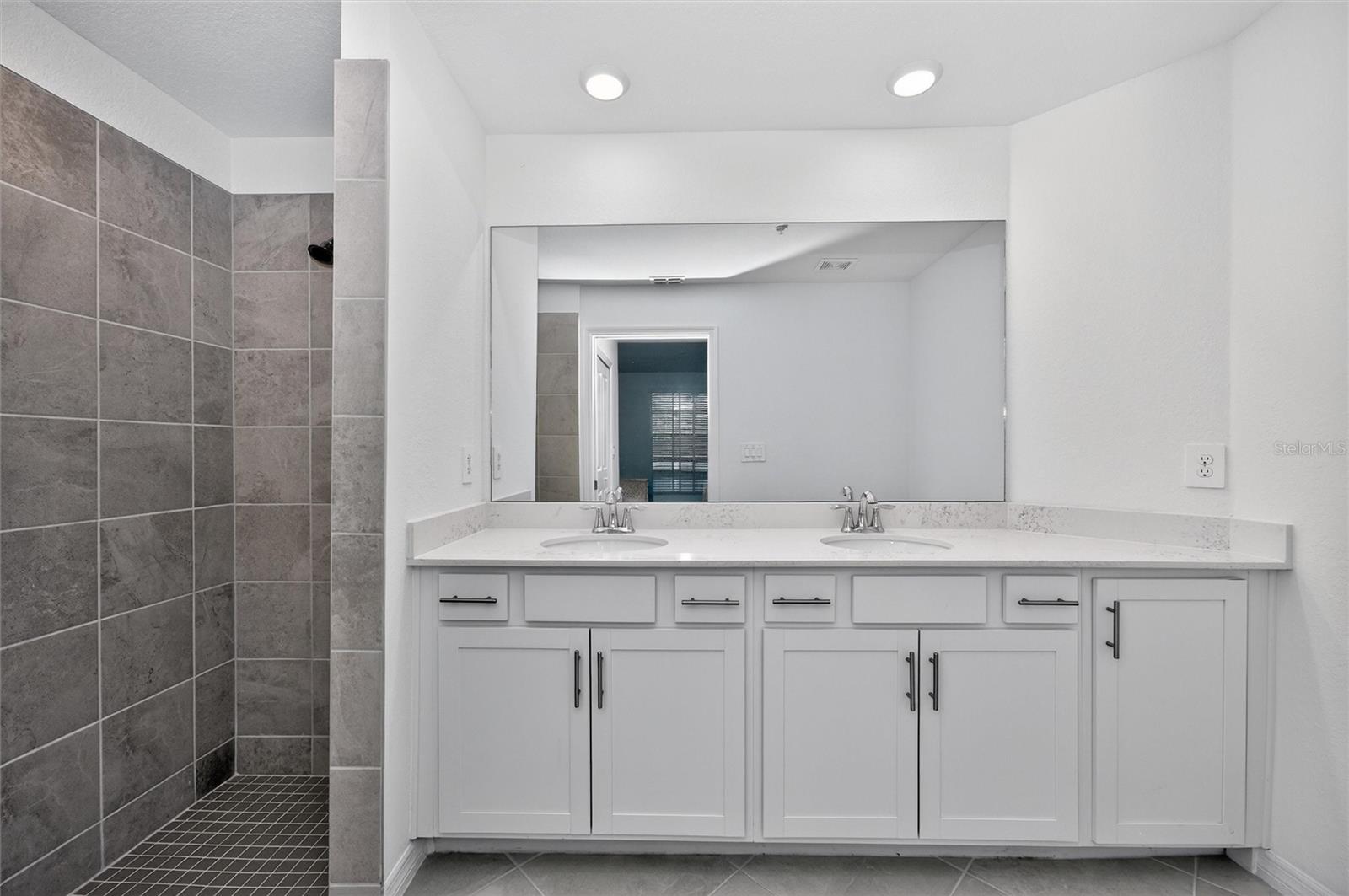 Image 27 of 85 For 12520 Galapagos Court 105