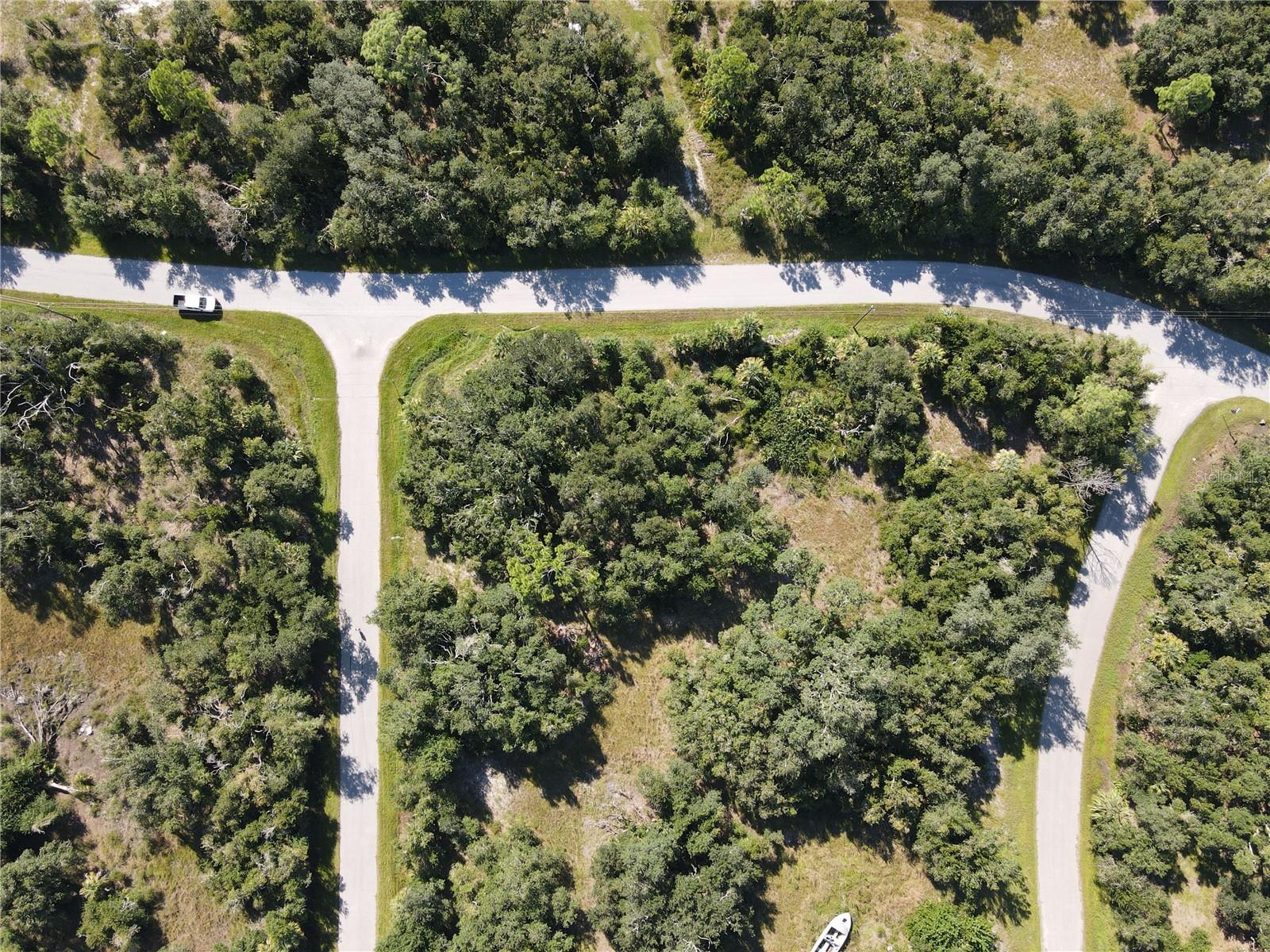 Listing photo id 4 for  Jeming Road 